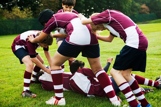 Teenage Schoolboy Rugby Team Playing Aggressively 2022 03 04 01 53 42 Utc